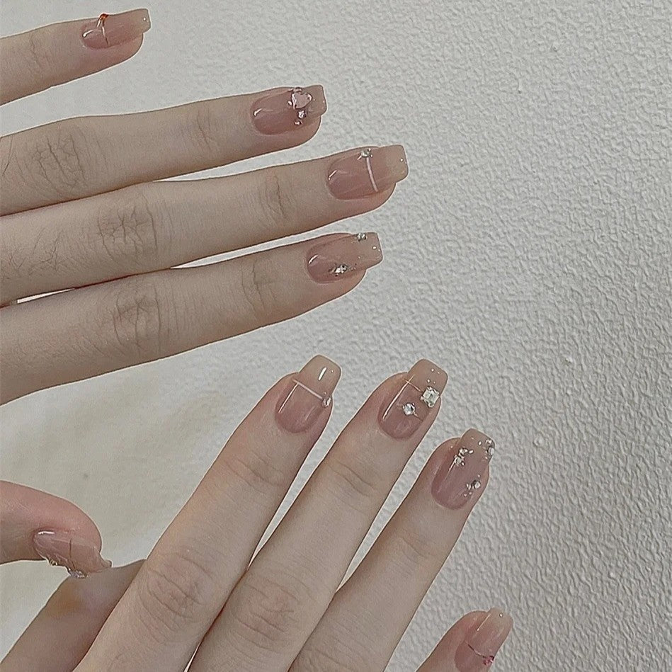 Nude luxe: Chrome and Diamond edition, resuable and long-lasting press on kit